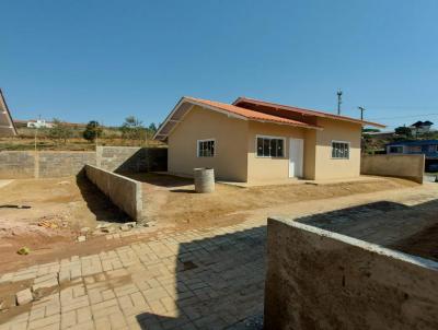 Casa para Venda, em Lages, bairro Vila Maria, 2 dormitórios, 1 banheiro, 1 vaga